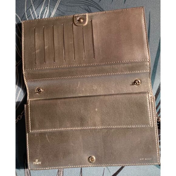 FENDI Metallic Calfskin Wallet On Chain Silver Clutch Purse AUTHENTIC $3800 - Picture 8 of 15